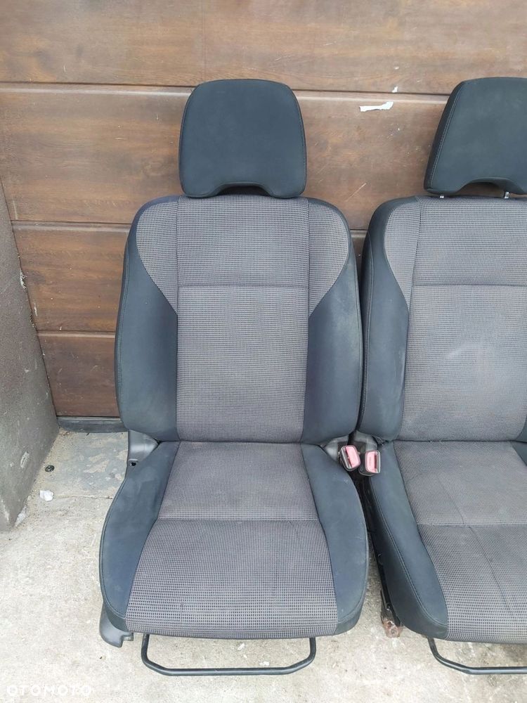 Subaru Forester II SG fotel przód lewy prawy tył kanapa Komplet - 3