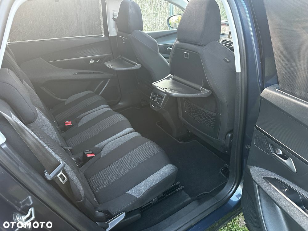 Peugeot 5008 PureTech 130 Allure - 19