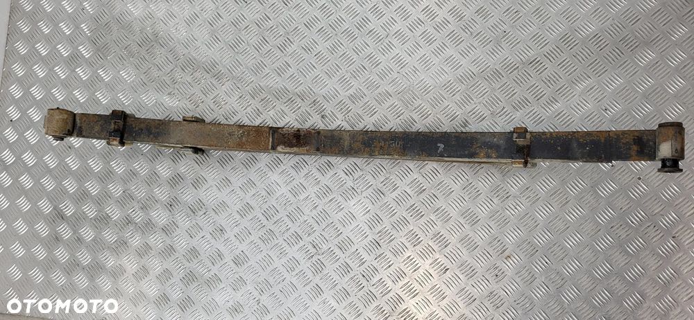 Mitsubishi L200 V Resor Tył - 8