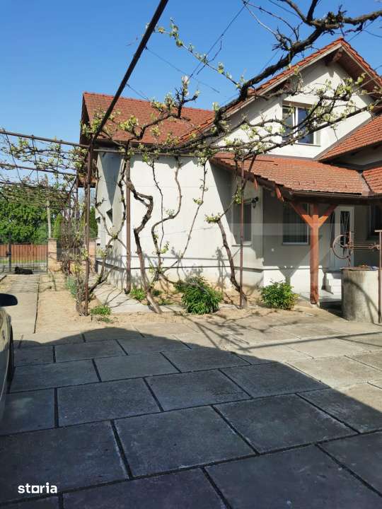 Casa cu 5 camere, suprafata utila 208 mp, loc. Halmeu - Imagine principală: 3/19