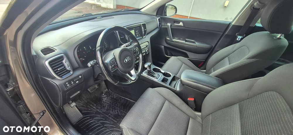 Kia Sportage 2.0 CRDI AWD VISION - 10