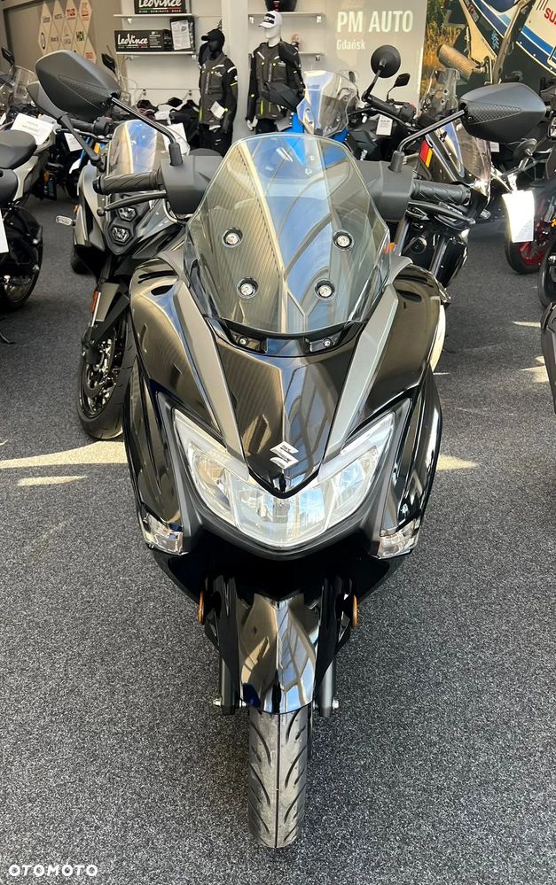 Suzuki Burgman - 3
