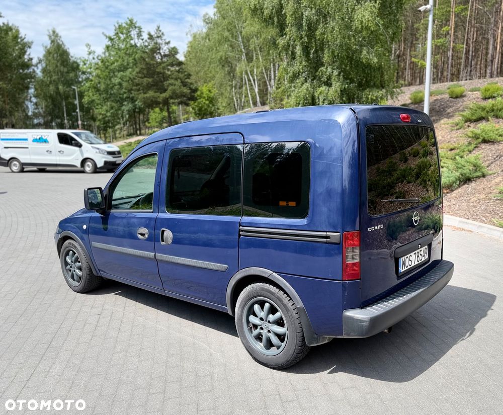 Opel Combo Tour Cosmo - 7