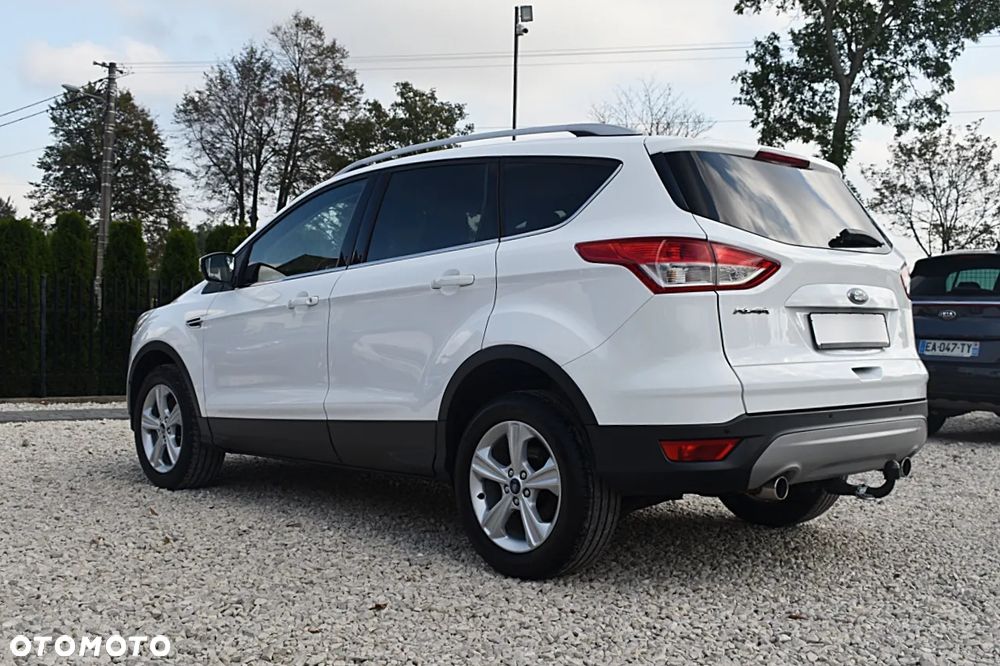 Ford Kuga 2.0 TDCi 2x4 SYNC - 6