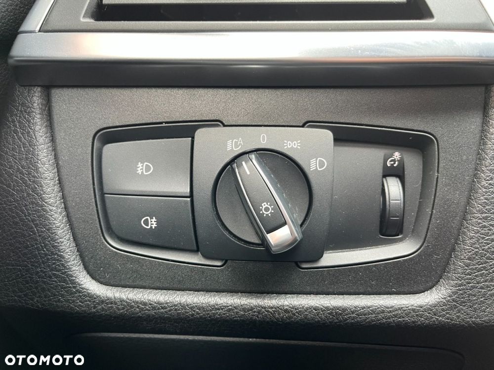 BMW Seria 3 320i GPF M Sport - 21