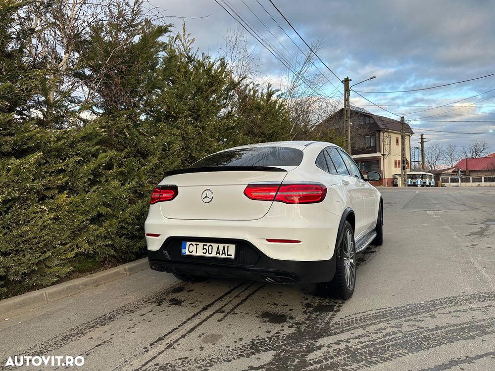 Mercedes-Benz GLC 250 4MATIC 9G-TRONIC AMG Line - 6