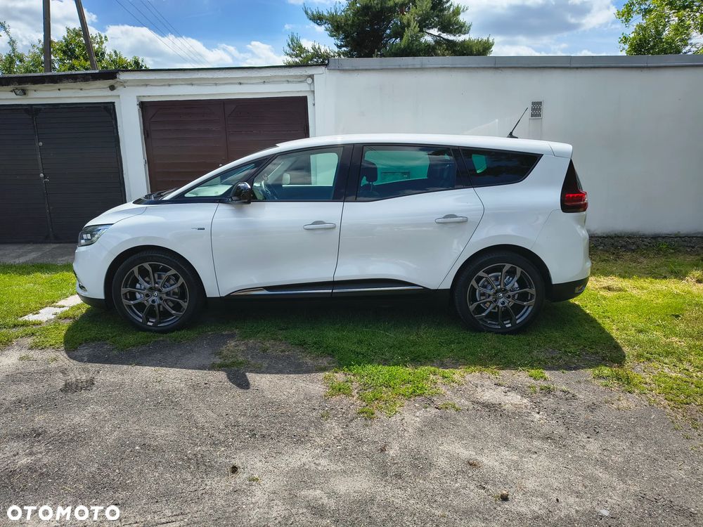 Renault Grand Scenic - 39