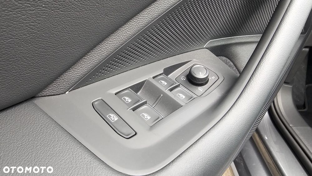 Volkswagen Passat - 37