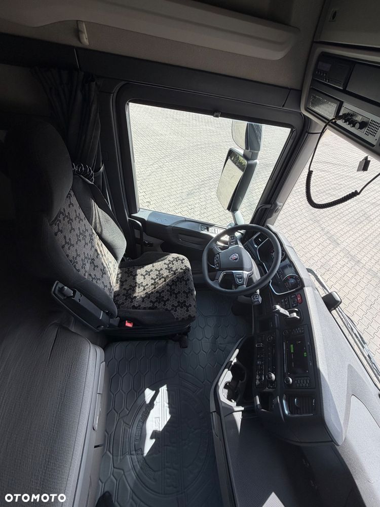 Scania S450 mega - 37