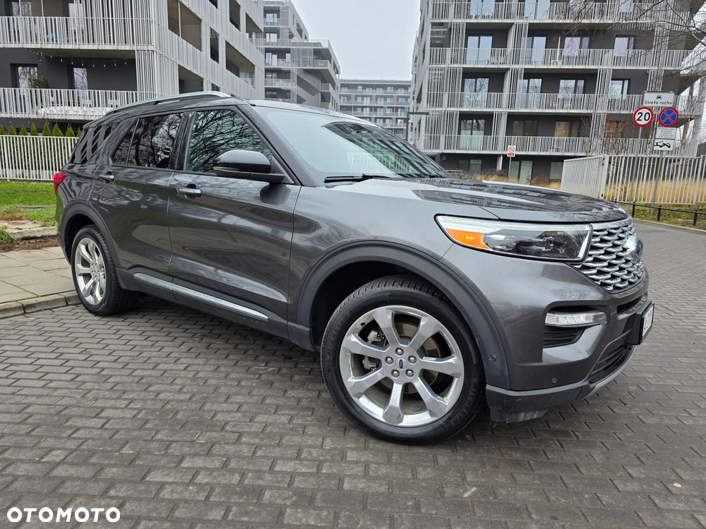 Ford Explorer - 1