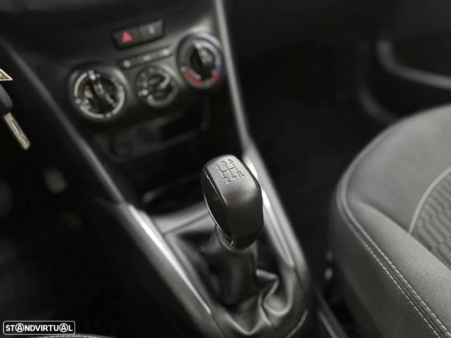 Peugeot 208 1.2 PureTech Active - 18