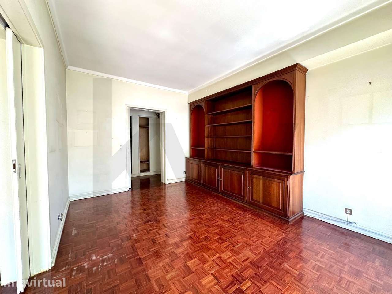 Apartamento T3+1 com 142m2, varandas e  arrecadação de 20m2 , com luz - Grande imagem: 5/33