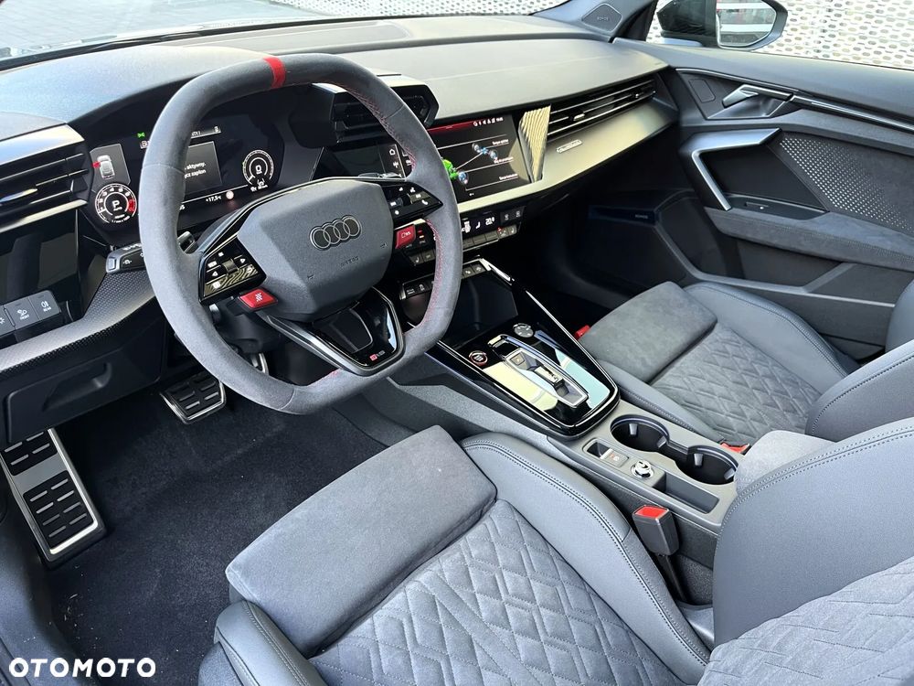 Audi RS3 Sportback - 3