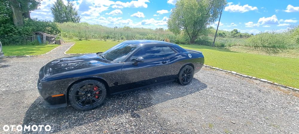 Dodge Challenger - 18