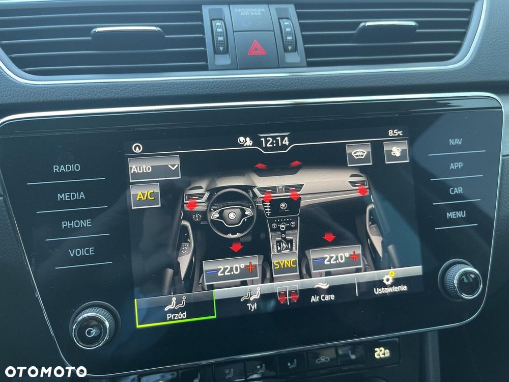 Skoda Superb 2.0 TSI Style DSG - 32