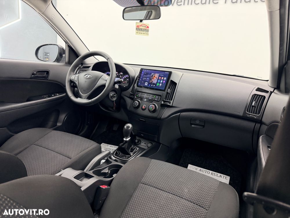 Hyundai i30 1.6 CRDI blue Classic - 18