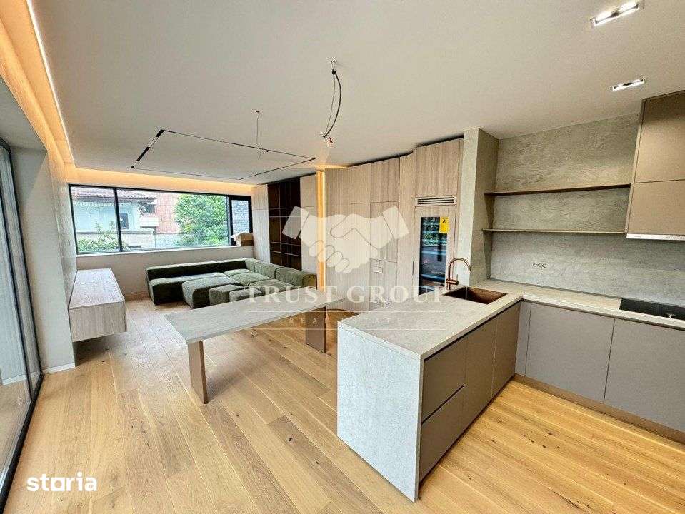 Apartament 4 camere Lux - Aviatorilor | Loc de parcare — fotografia 1