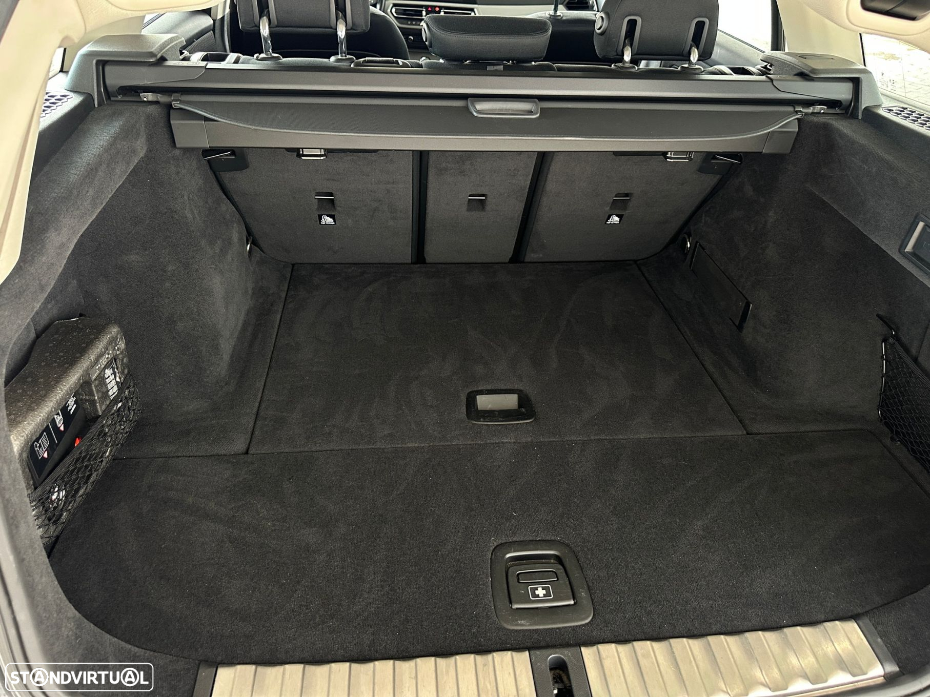 BMW 320 d Touring Auto - 24