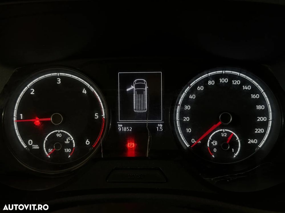 Volkswagen Transporter - 11