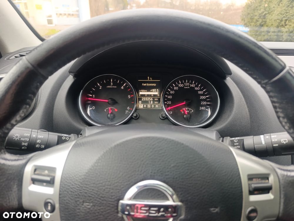 Nissan Qashqai 2.0 dCi 4x4 Tekna Premium - 14