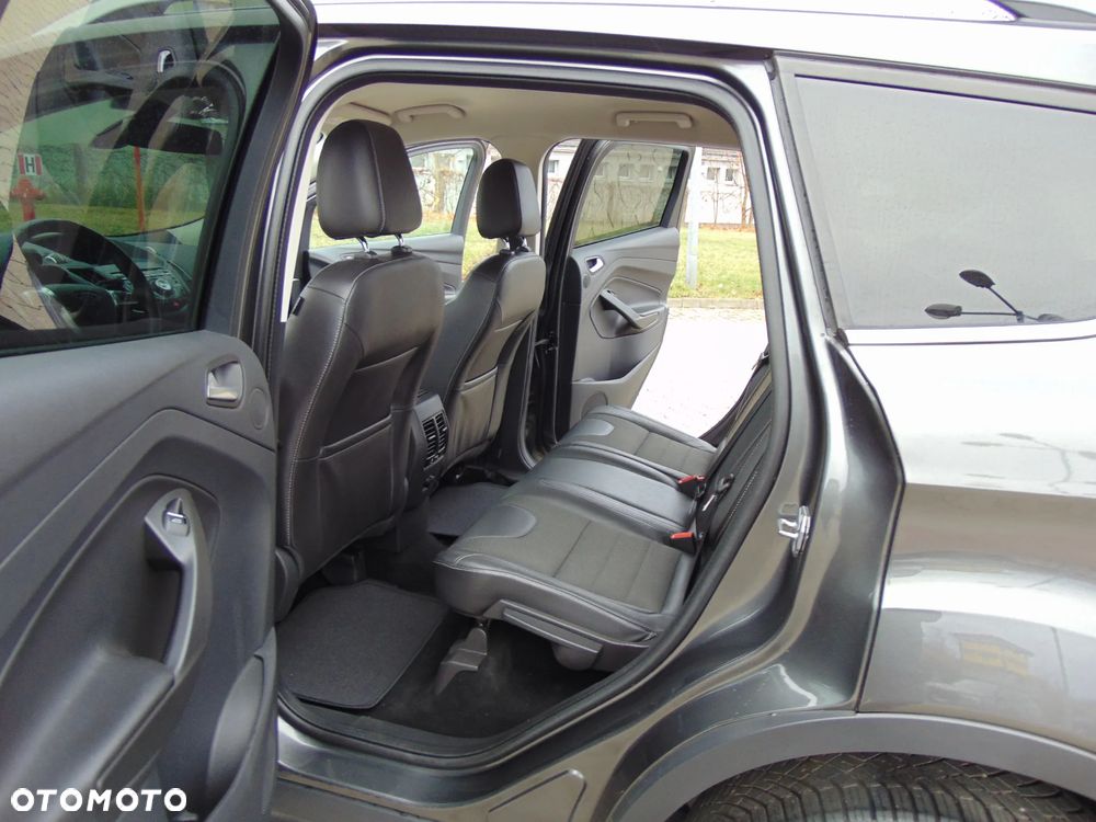 Ford Kuga 1.5 EcoBoost 2x4 Titanium - 20