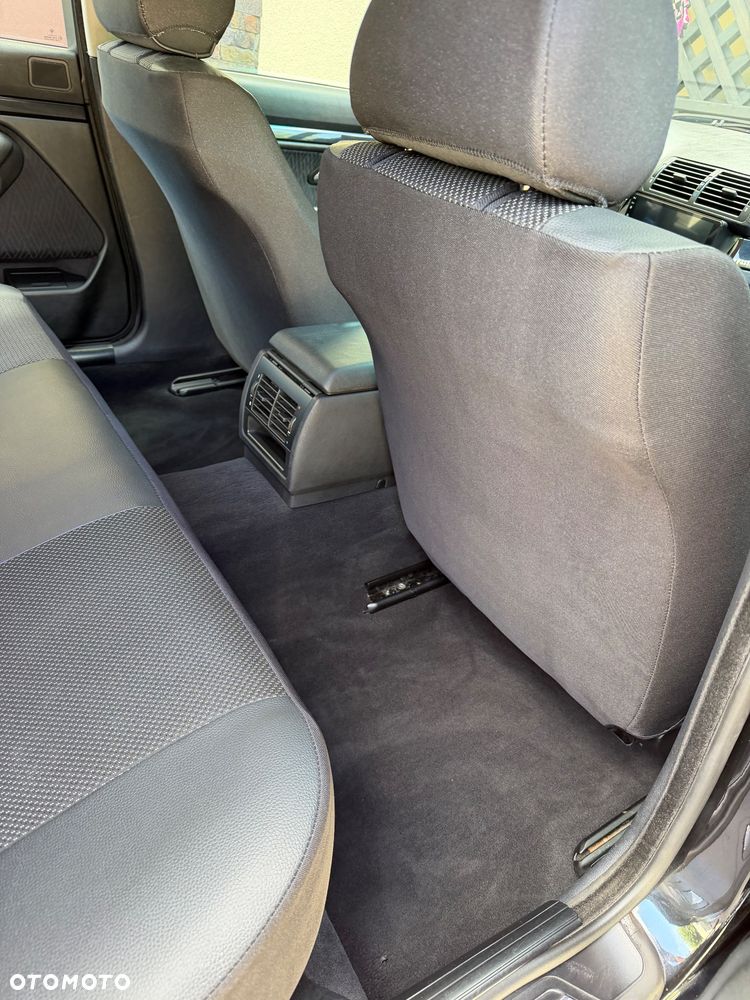 BMW Seria 5 - 16