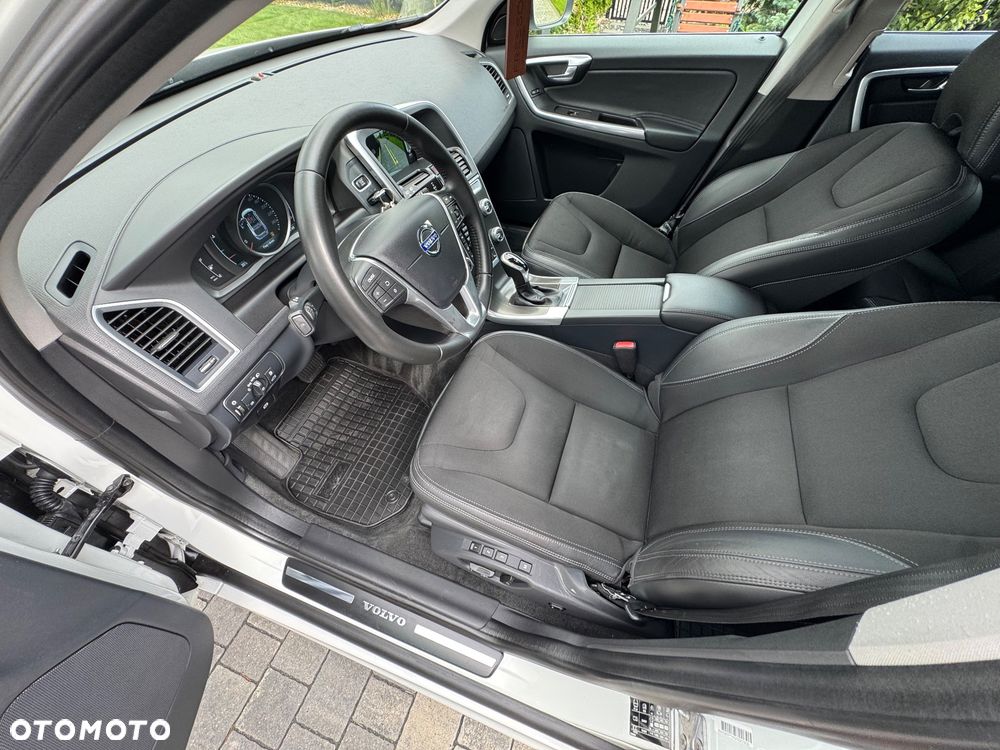 Volvo XC 60 D4 Drive-E Summum - 17