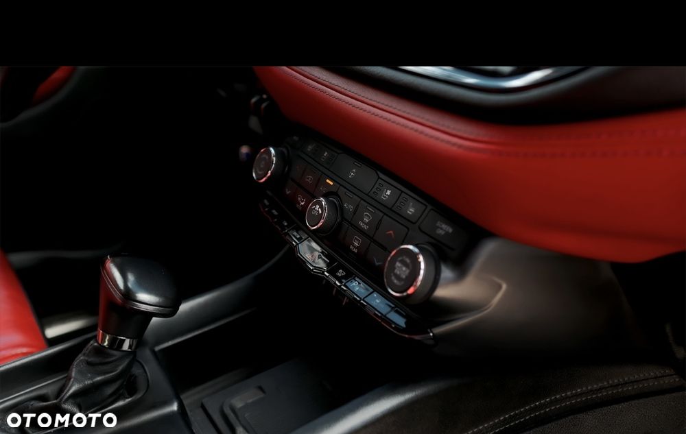 Dodge Durango 5.7 R/T - 28