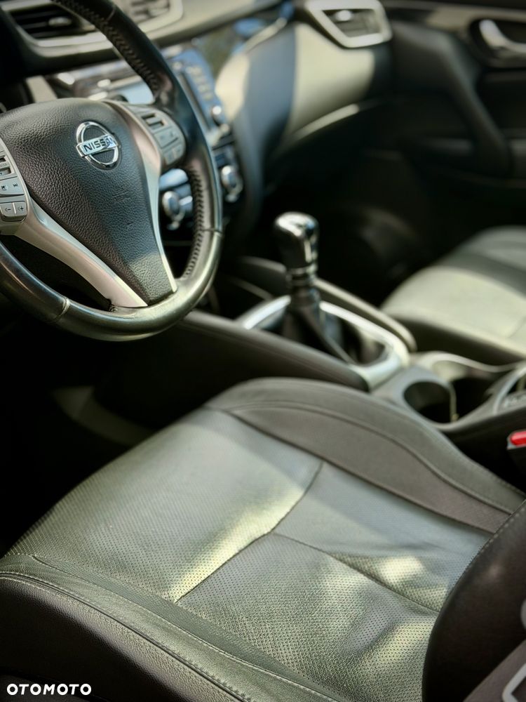 Nissan Qashqai 1.5 dCi Tekna - 17