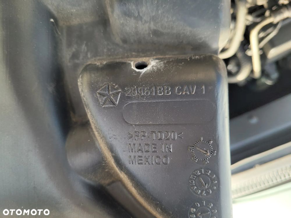 Rezonator powietrza Dodge Journey Fiat Freemont 2,0 CRD 2009r 29961BB - 2