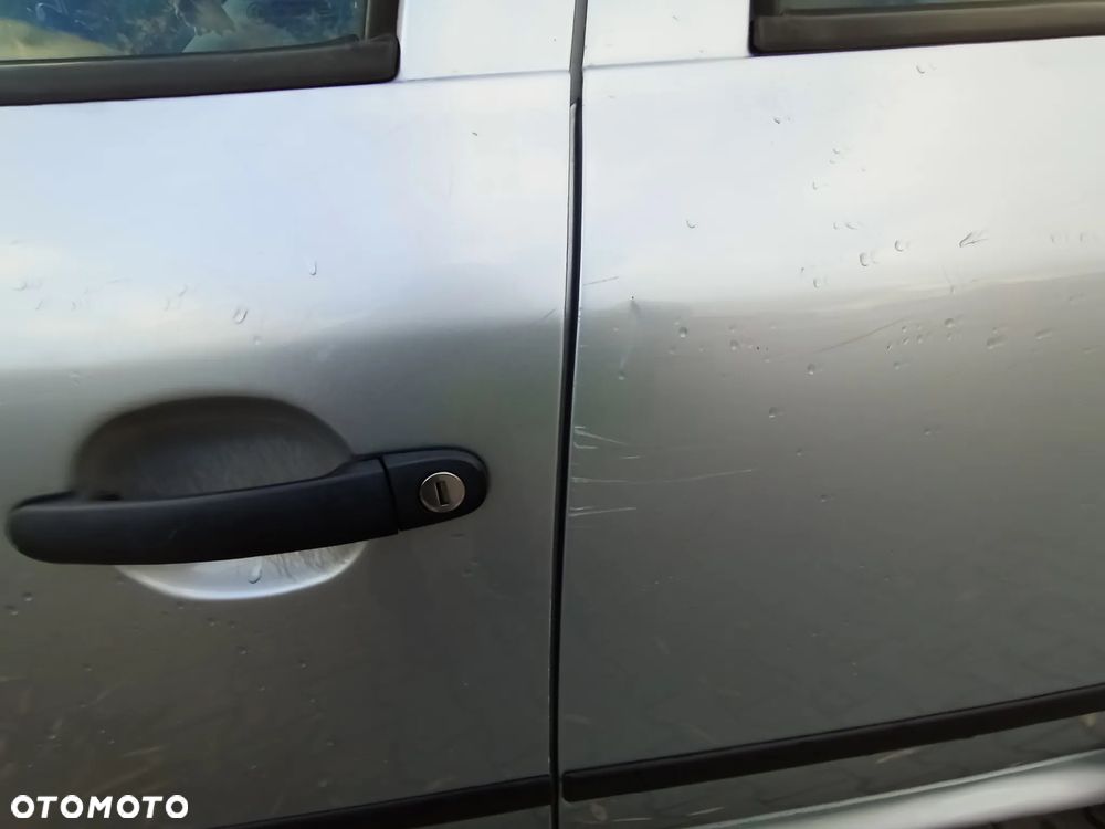 Skoda Octavia 1.6 Tour - 26