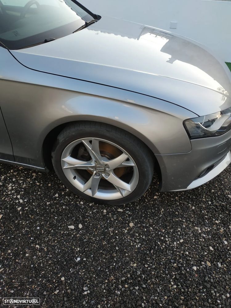 Audi A4 2.0 TDI exclusive Multitronic - 3