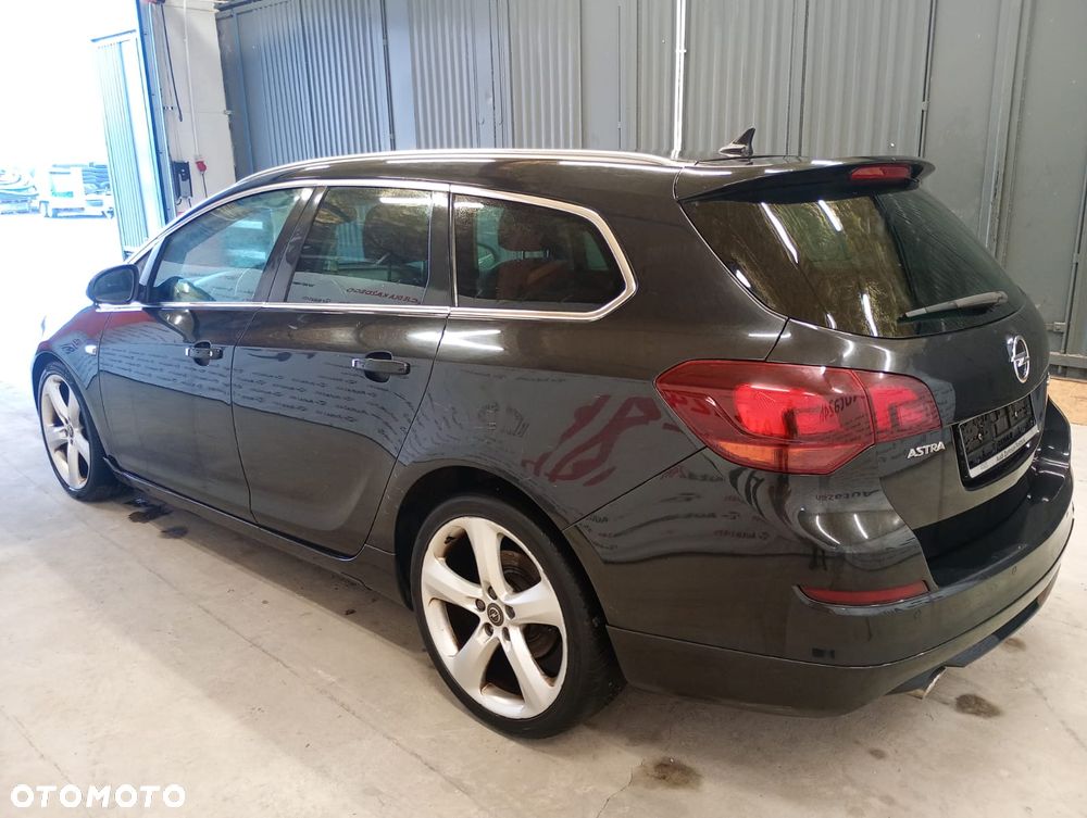 Opel Astra - 4