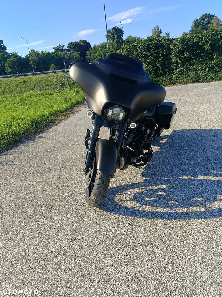 Harley-Davidson Touring Street Glide - 3