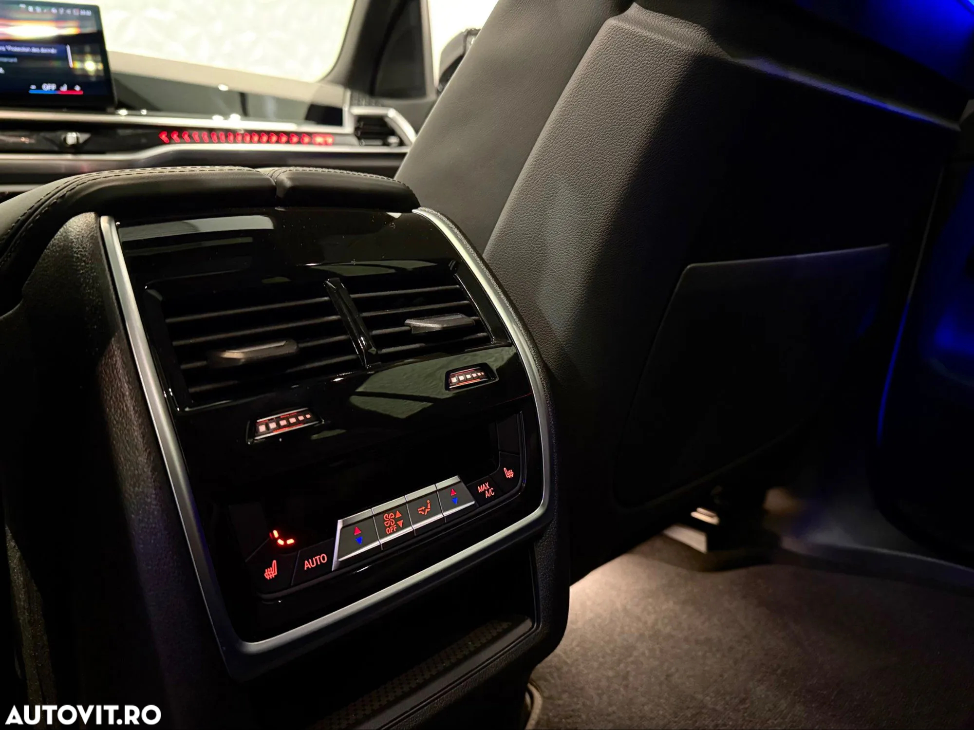 BMW X7 xDrive40d - 9