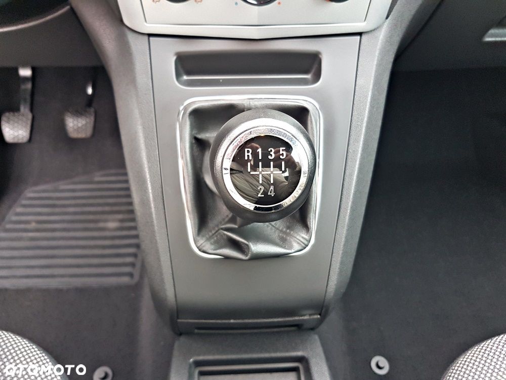 Opel Zafira 1.8 Innovation - 20