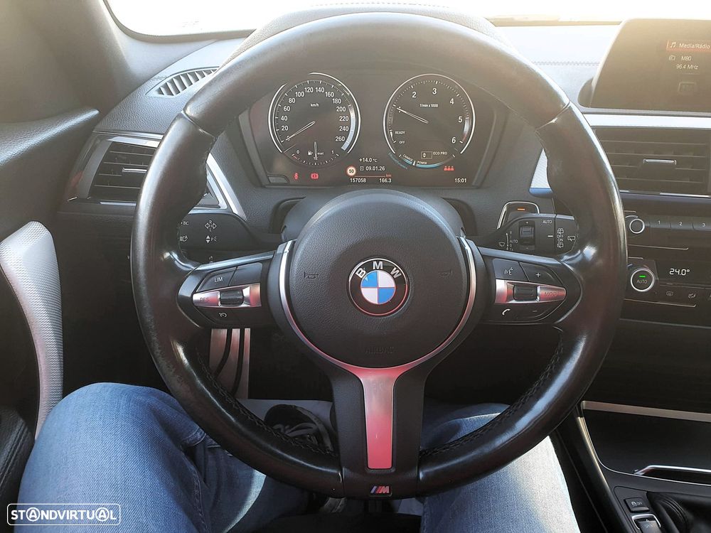 BMW 116 d Pack M - 19