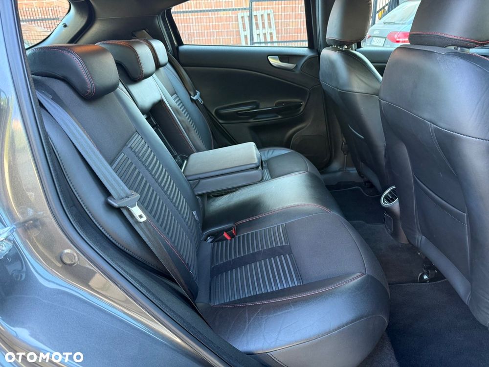 Alfa Romeo Giulietta 1.4 TB MultiAir Exclusive - 31
