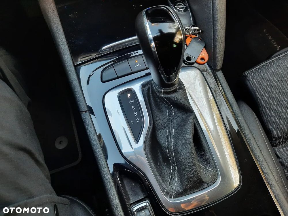 Opel Insignia 1.6 CDTI Innovation S&S - 38