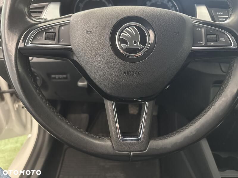 Skoda Fabia 1.0 Ambition - 13