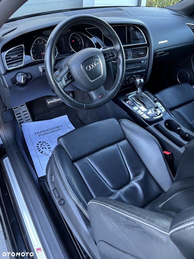 Audi RS5 Coupé Standard - 9