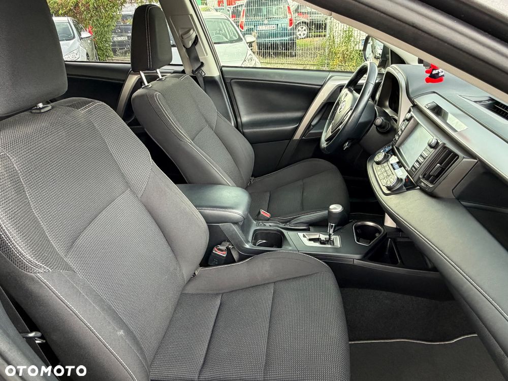 Toyota RAV4 - 14