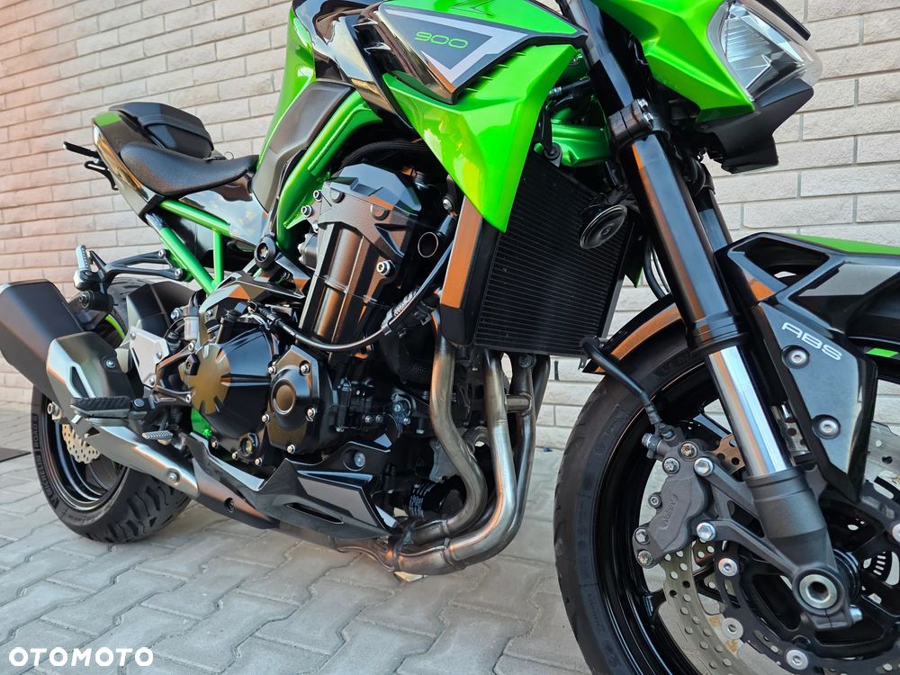 Kawasaki Z 900 - 16