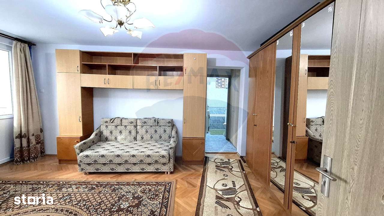 Apartament cu 2 camere de vânzare în zona Central Reghin - Imagine principală: 3/15
