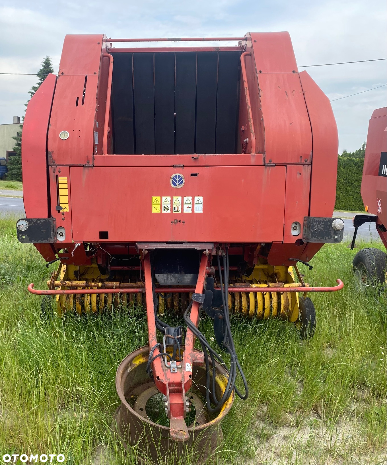 New Holland BR750 - 3