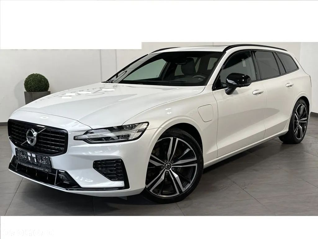Volvo V60 T6 AWD Recharge Geartronic RDesign - 1