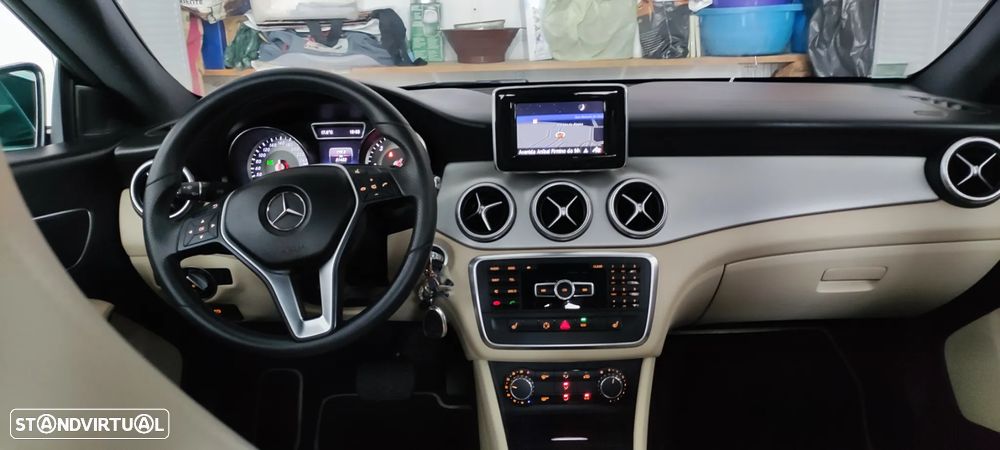 Mercedes-Benz CLA 220 CDI 7G-DCT - 9