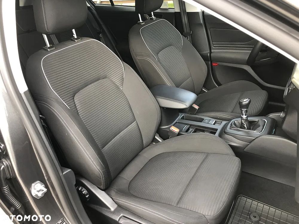 Ford Focus 1.5 EcoBlue Titanium Business - 37