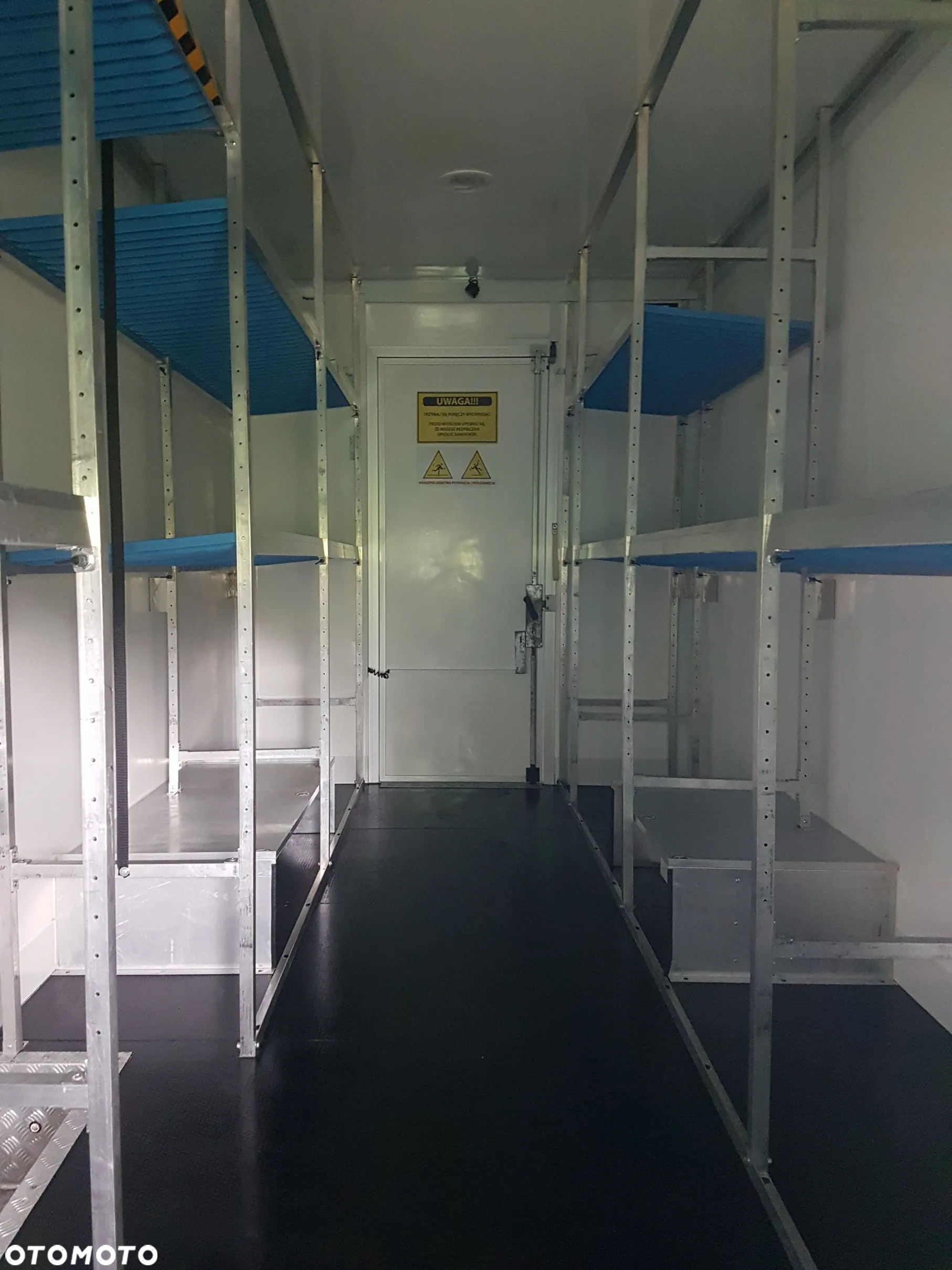 Iveco DAILY KONTENER NISKOPODŁOGOWY 4,43x2,23x2,42 SKLEP FOODTRUCK BAR KLIMA KONIOWÓZ KAMPER - 17