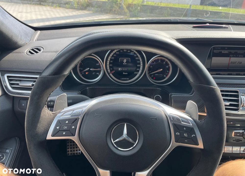 Mercedes-Benz Klasa E - 26